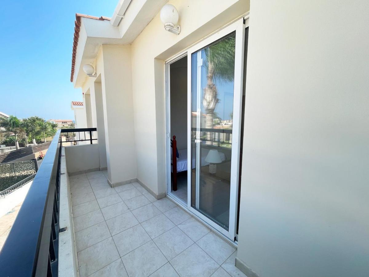 Sunset Pearl Holiday Villa Agia Napa Buitenkant foto
